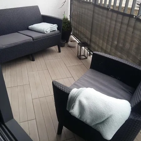 شقة Gracja Horyzont-apartament Z Parkingiem مينززدرويه